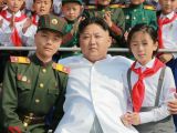 金正恩观看朝鲜少年团成立70周年综合演出