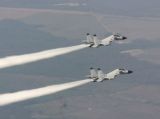 南海舰队航空兵在南海演练