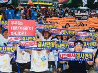 韩国民众大规模集会反对“萨德”