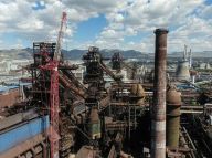 去产能：最大钢铁高炉拆除