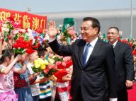 李克强视察澳门：希望多走走，多看看，多听听