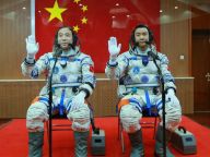 载人航天：神舟十一号出征