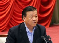 刘云山：领导干部带头把自己摆进去