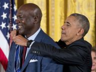 乔丹与贾巴尔获颁自由勋章