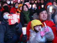 韩国民众要求朴槿惠立即下台