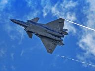 军改一周年：练兵场展英姿