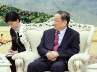 俞正声会见比利时联邦众议长布拉克