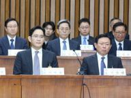 亲信干政：韩国企业出席听证会