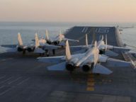 中国海军：航母编队演练