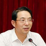 以担当诠释忠诚 推动全面从严治党向纵深发展