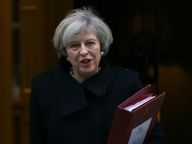 英国脱欧：议会下院通过法案