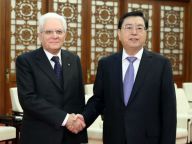 张德江会见意大利总统马塔雷拉