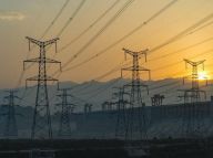 三峡：累计发电1万亿千瓦时