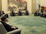 张德江主持全国人大委员长会议