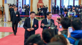 宣讲家网评论丨从两会文风会风中看担当 