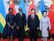 习近平同卢旺达总统卡加梅举行会谈