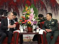 范长龙会见瑞士国防部长