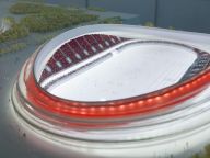 北京冬奥会：“冰丝带”亮相