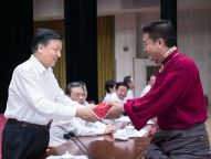 刘云山出席中央党校春季毕业典礼