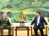 习近平会见美军参联会主席邓福德
