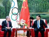 习近平会见国际奥委会主席巴赫