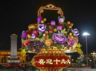 流光溢彩：天安门广场“花果篮”夜景