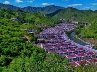 北京：山乡群众喜迁新居