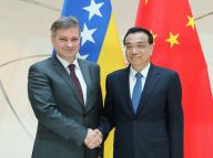 李克强会见波黑部长会议主席