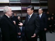 习近平出席南京大屠杀死难者国家公祭仪式