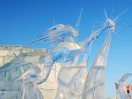 国际组合冰冰雕比赛落幕