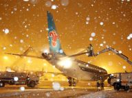 执勤第一线：雪中保畅通