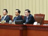 张德江主持全国人大常委会第32会议