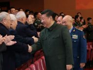 习近平向全军老同志祝贺新春