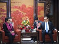 李克强会见印度尼西亚外长蕾特诺