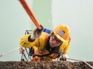 春运：嘉陵江上的“桥卫士”