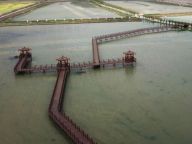 扶贫攻坚：特色种养助脱贫