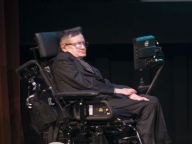 英国著名物理学家霍金去世