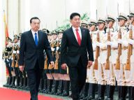 李克强同蒙古国总理呼日勒苏赫举行会谈