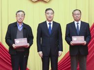 汪洋：为人民政协增添新的光彩