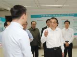 李克强考察商务部、海关总署并主持召开座谈会