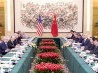 中美就两国经贸问题进行磋商
