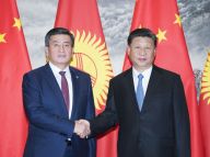 习近平同吉尔吉斯斯坦总统热恩别科夫举行会谈