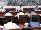 栗战书：全面落实大气污染防治法
