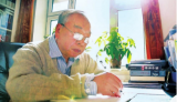 向郑德荣同志学习 争做新时代的标杆
