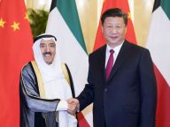 习近平同科威特埃米尔萨巴赫举行会谈