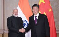 习近平会见印度总理莫迪