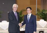 韩正会见新加坡荣誉国务资政吴作栋