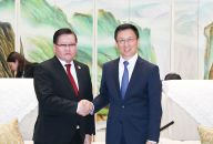 韩正会见蒙古国副总理恩赫图布辛