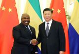习近平会见加蓬总统邦戈