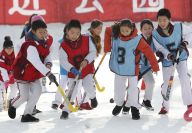 全民健身——雪地运动会上趣味浓